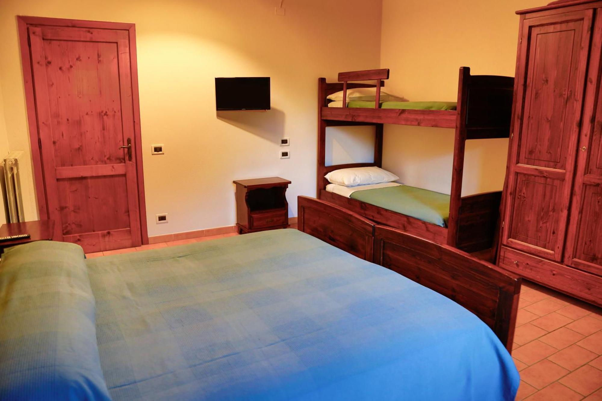 Agriturismo Cascina Cipressa San Romano  Phòng bức ảnh