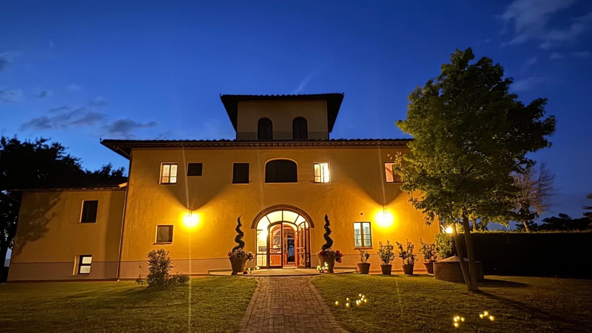 Agriturismo Cascina Cipressa San Romano  Ngoại thất bức ảnh