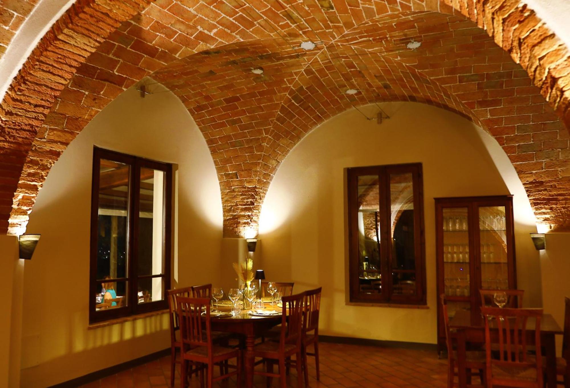 Agriturismo Cascina Cipressa San Romano  Ngoại thất bức ảnh