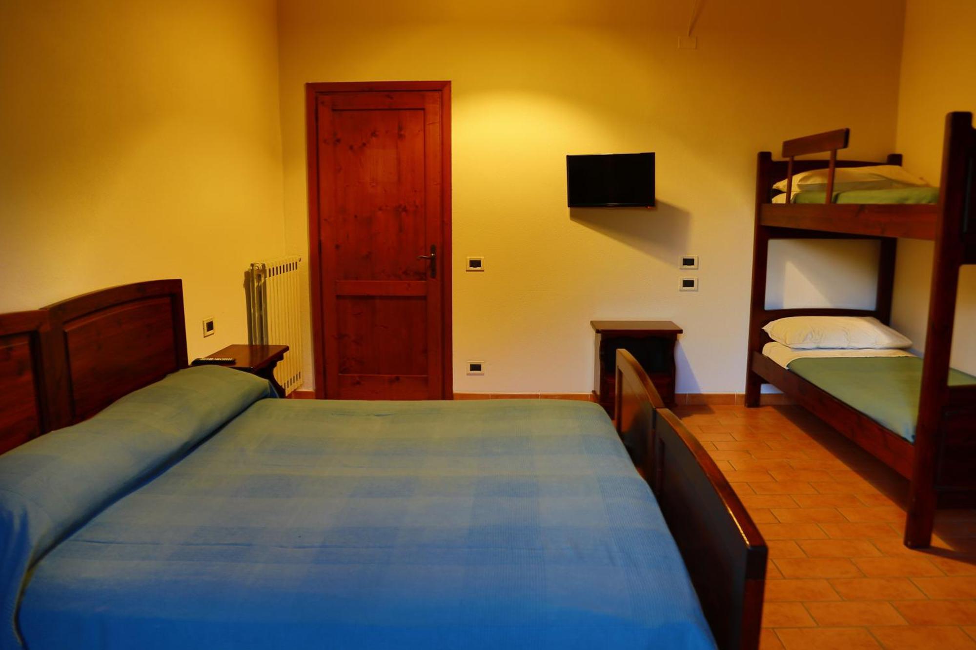 Agriturismo Cascina Cipressa San Romano  Ngoại thất bức ảnh
